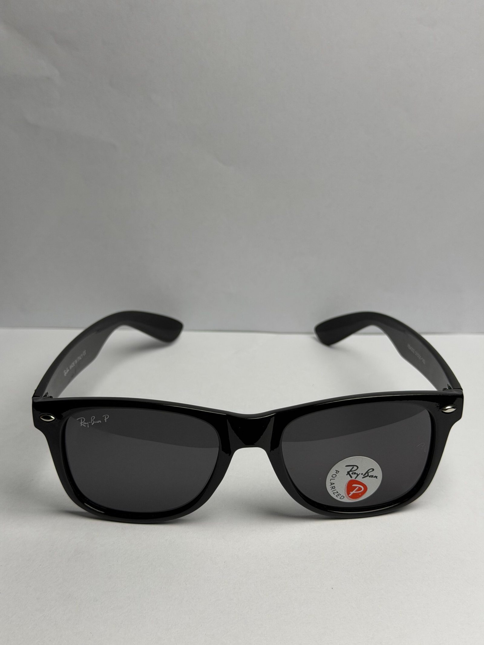 RAY-BAN POLARIZED GLASSES